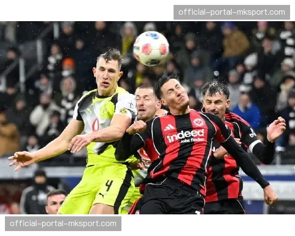 即时战报:奥萨苏纳第89分钟绝杀,1-0领先塞尔塔。 即时战报:奥萨苏纳第89分钟绝杀,1-0领先塞尔塔。